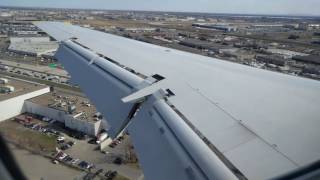 American Eagle AA4217 Embraer ERJ-145LR Landing at Montréal–Trudeau Airport