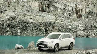 Đánh giá Mitsubishi Outlander 2016