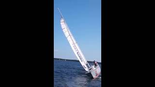 SATURN 24 RC & Sailing single handed