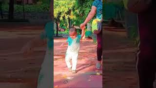 Mujhe bhi paani main chap chap karni hai#trending#brother#cutebaby#fun 😝🚶‍♂️Lubhani and Medhavi Show