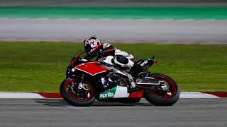 SAS NIGHT TRACKDAY | APRILLIA RSV4 VS YAMAHA R6 | 25/02/2023 [SPARRING VIDEO]