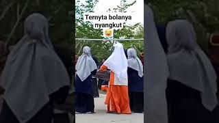 balonya nyangkut😂#trending #shortvideo #funny #smpitalmanar #lomba17an #games