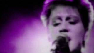 Cocteau Twins -  Blind Dumb Deaf (Album Version)