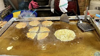 WOW!! MUNG BEAN PANCAKE (BINDAE-TTEOK) - KOREAN STREET FOOD