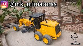 fazendo estradas novas 🚜🚚#brinquedos #miniaturas #miniaturasdecaminhão #minis #fazenda