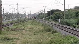 02694 PEARL CITY VS 02613 TEJAS | PERFECT XING OF 2 LEGENDS AT MMNK | INDIAN RAILWAYS |