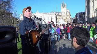 Big Yellow Taxi - Billy Bragg in Cambridge. 29 Nov 2019.