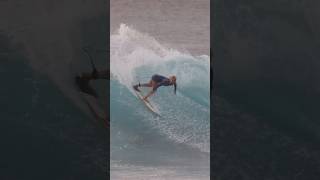 Chesney Guinotte hitting backside North Shore #hawaii #surf #surfgirl @chesneyguinotte