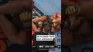 Dricus Du Plessis taps out Israel Adesanya