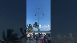 I love watching the Voladores in Mexico 😲🙌🏾 #travel #mexico #playadelcarmen