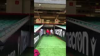 Entrée sur la pelouse du Cardiff Principality Stadium ou Millénium Stadium.