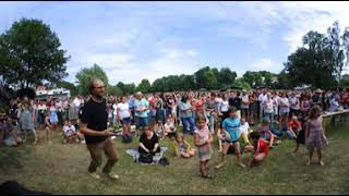 Die Grölgruppe mit "Summer of 69" beim Hansekulturfestival in 360-Grad