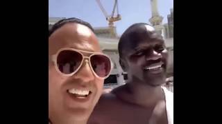 AKON Again GOT INTO MECCA & SHOCKED all the world   YouTube