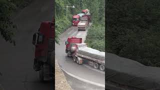 Continuous turning, heavy load climbing  #shorts #car