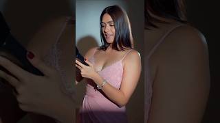 Mrunal Thakur new youtube short video #mrunalthakur #youtubeshorts #ytshorts