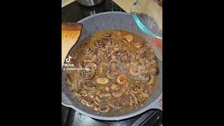 Mushroom Soup w/Hawaiian Toast