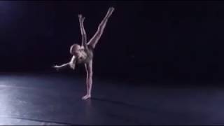 Mia Maxwell dancing