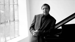 Mozart - Piano Concerto No. 17 in G major, K. 453 (Murray Perahia)