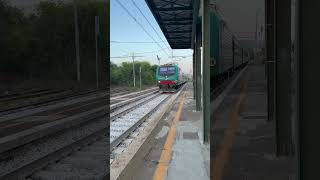 TRENO REGIONALE IN BASILICATA - ARRIVA DEL TRENO REGIONALE