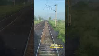 12025 Pune Sc Shatabdi skipping Daund chord line at full speed