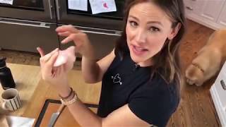 Jennifer Garner's Pretend Cooking Show - Episode 9:  Fish Sticks