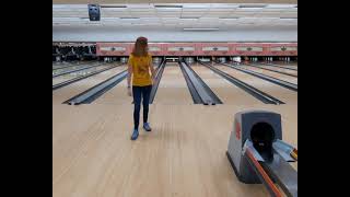 Opposite Foot, Backup Ball Bowling Style! - Bowling Mini-Clip