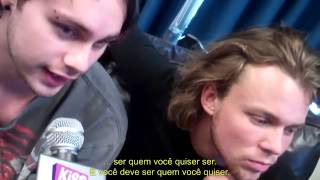 KISS 925 Damnit Maurie chats with 5SOS! (Legendado PT-BR)