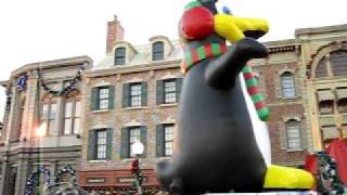 Macy's Christmas Parade 2009 at Universal Studios in Orlando, FL Pt 10