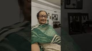 Anupam Kher's Mother reaction on #thekashmirfiles . 😭 Crying reaction of #anupamkher mother 😭