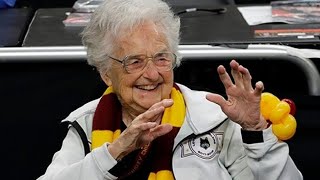 Loyola-Chicago angry at 'disgusting' Sister Jean potshots