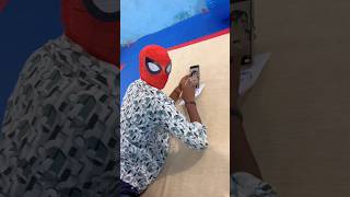 Artist Spider-man 😂