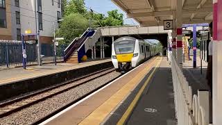 trains passing Elstree and Borehamwood