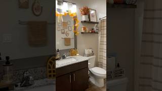 Fall Decor for Apartment Bathroom 🍂 #falldecoration  #homedecor #fall2024