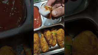 Fried Momos with Red Chutney Mayonnaise 🌶️🥵 #shorts #youtubeshorts #shortvideo #momos #streetfood