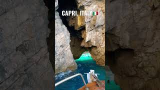 Boat tour in Capri, Italy!🇮🇹