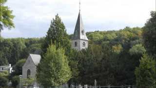 Loverval  -  Une place, un château, une église