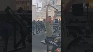 Lat Pulldown