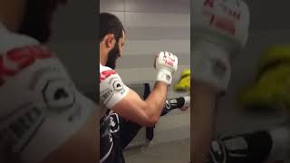 Poza planem filmu Sylwestra Latkowskiego „Moja walka. Mamed Khalidov” 3 #mma #sports #fight #fighter