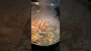 Dungeness crabs for dinner? #deliciousfood #shortvideo #tastyfood #yummyfood #fyp #reels #tiktok