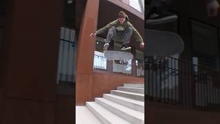 Mads Christensen x Carlsberg Spot #kickflip #Kurbenhagen