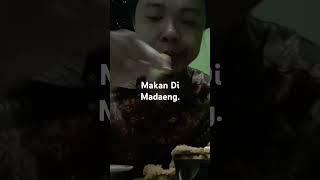 Andy Balala Makan Di Madaeng. #mukbang #shortsvideo