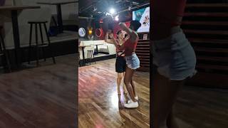 Salsa On2 - 2 beginner combis  #shortsdance #salsatutorial #dance #shortsvideo #shortsfeed #shorts