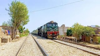 Fastest Ever 36 Down Sir Syed Express 🥰 l Geu-40 9010 🥰 On Lead 🥰 Fantastic Railroad Tracks Sounds