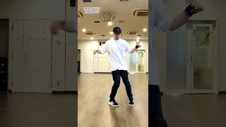 House Dance Tutorial: Basic Steps For Beginners | Heel Toe - Hip Hop Style #dancemoves #shorts