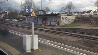 Nicht Nachmachen: Mitfahrt in einem RB75 2. Klasse Steuerwagen (RB22 nach Frankfurt Hbf) [Teil 1/4]