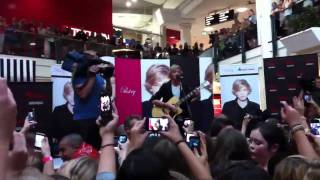 Cody Simpson "don't cry your heart out" at Miranda