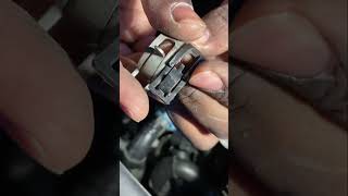 Replacing Coolant Bleeder Tee Fitting. Infiniti M56 Q70