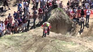 Logan Hillclimb 2012 Crash on first hill Red Honda #55