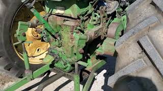 John Deere 520 Tractor