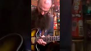 Bend That Sh*t Up! Blues Guitar Licks In E #shorts #guitar #guitarist #guitarsolo